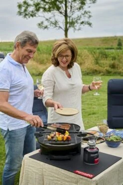 NomadiQ Draagbare Gasbarbecue - Zwart -Outdoor Camping Winkel 1900 1267 mvd0748 1