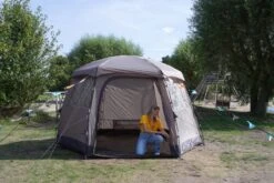 Easy Camp Moonlight Yurt 6 Familietent - 6 Persoons -Outdoor Camping Winkel easy camp moonlight yurt 6 familietent 6